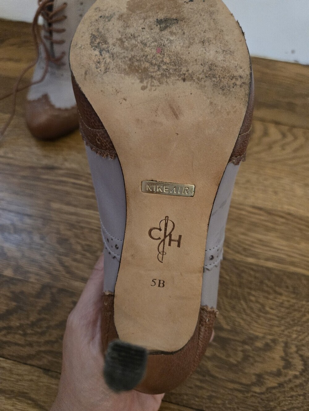 Cole Haan Lucinda Leather Wingtip Air Oxford Heeled Shoes 5B Taupe Brown Lace Up - Picture 3 of 11